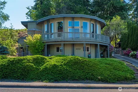 4654 N Vassault St, Tacoma, WA 98407