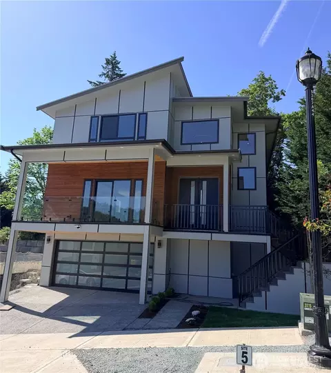 4305 NE 26 Pl, Renton, WA 98059