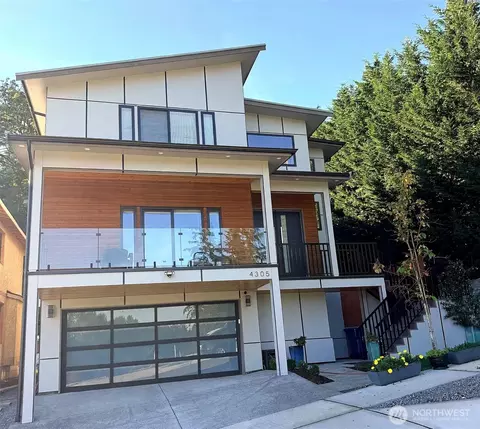4305 NE 26 Pl, Renton, WA 98059