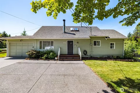 105 S 7th St, Mount Vernon, WA 98274