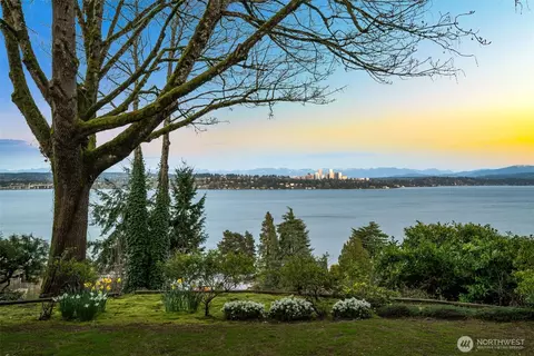 520 36th Ave E, Seattle, WA 98112