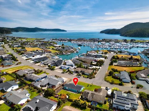 5404 Doon Way, Anacortes, WA 98221