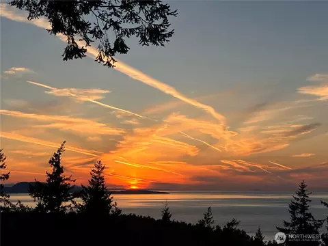 463 Wright Rd, Orcas Island, WA 98245