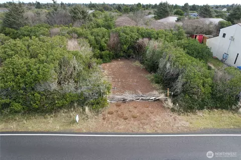 942 Ocean Shores Blvd SW, Ocean Shores, WA 98569
