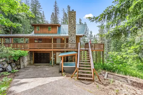 16761 Lakeview Dr, Leavenworth, WA 98826