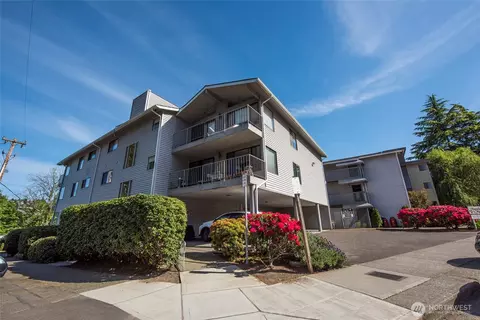 2562 Thorndyke Ave W #405, Seattle, WA 98199