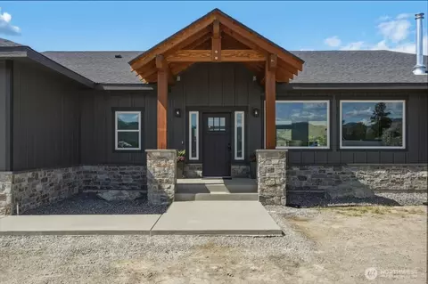 110 Slide View Ln, Manson, WA 98831