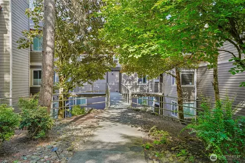 700 Front St S #C206, Issaquah, WA 98027