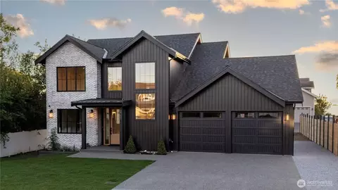 2151 Bayview Ave, Blaine, WA 98230