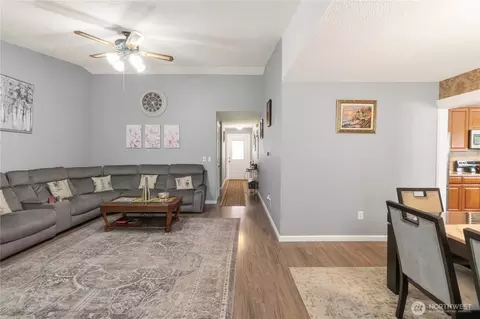 Entry Way - 1005 185th Street Ct E, Spanaway, WA 98387 photo 2 of 2