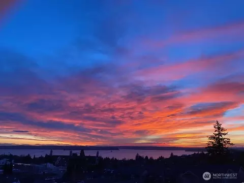 4409 California Ave SW #503, Seattle, WA 98116