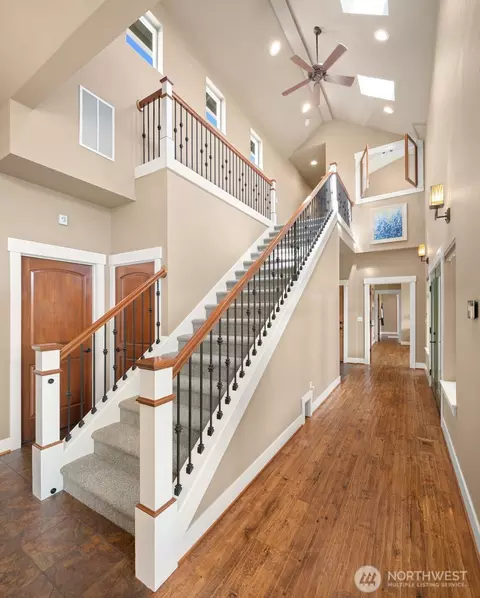 Entry Way - 15707 365th Ave SE, Sultan, WA 98294 photo 2 of 4