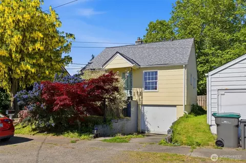 805 Roosevelt Ave, Bremerton, WA 98337