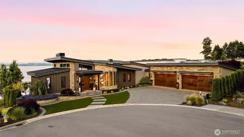 2854 Soundview Ln NW, Gig Harbor, WA 98335