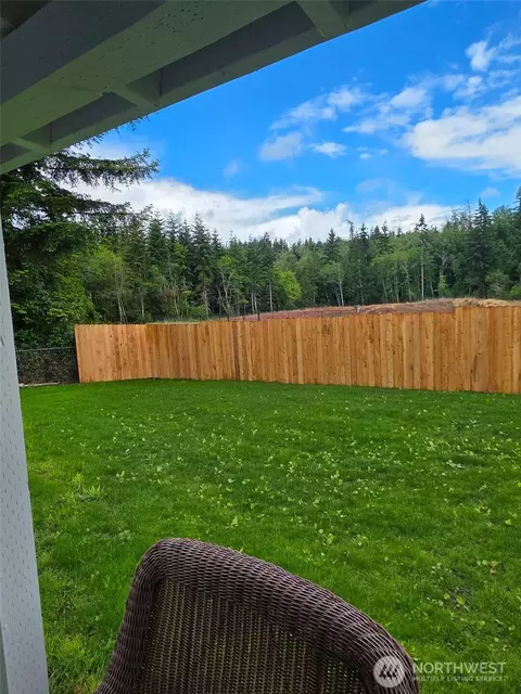 Exterior - 320 Cedar Ct, Winlock, WA 98596 photo 8 of 9