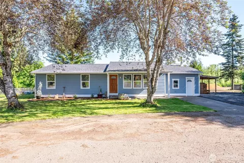 320 Cedar Ct, Winlock, WA 98596