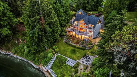3709 140th Ave SW, Lakebay, WA 98349