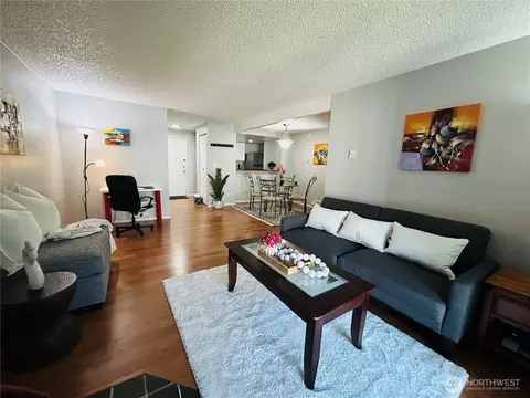 14779 NE 32nd St #A-304, Bellevue, WA 98007