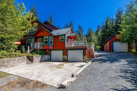 35353 N Shore Dr, Mount Vernon, WA 98274