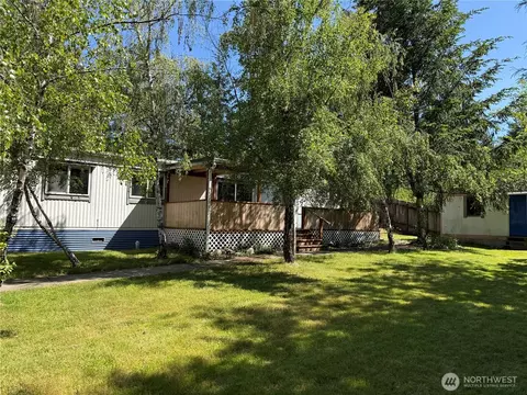 2106 Kent Ave W, Bremerton, WA 98312