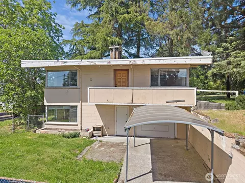 7529 Beacon Ave S, Seattle, WA 98118