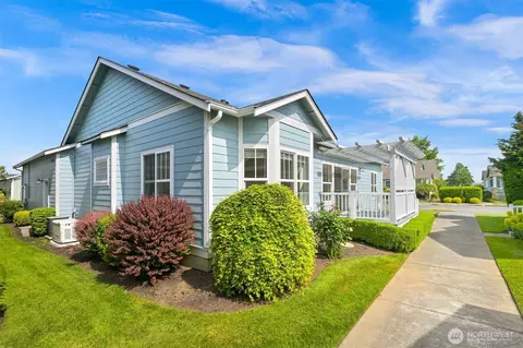 500 Fieldstone Loop #14, Lynden, WA 98264