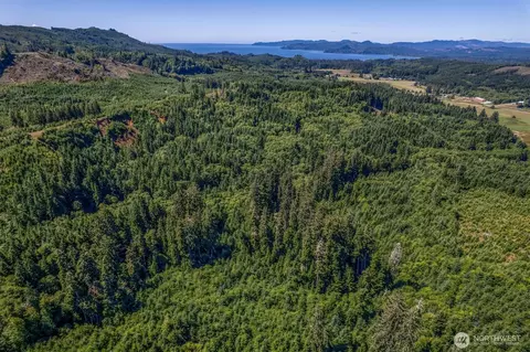 1 Eden Valley Rd, Rosburg, WA 98643
