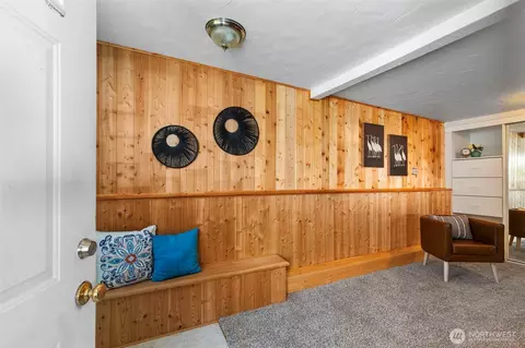 Entry Way - 2708 E 10th St, Bremerton, WA 98310 photo 3 of 3