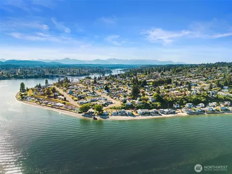 View/Area - 2708 E 10th St, Bremerton, WA 98310 photo 7 of 7