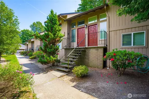 8521 S 259th St #B15, Kent, WA 98030