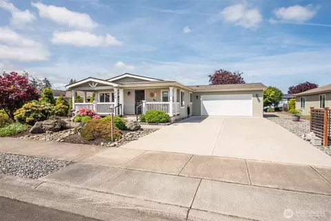 720 W Heritage Loop, Sequim, WA 98382