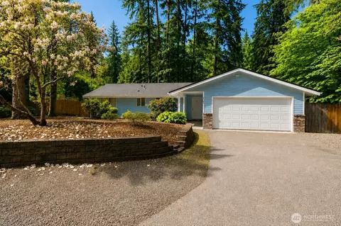 6720 Alder Glen Dr SE, Olympia, WA 98513