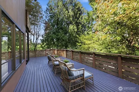 Exterior - 9418 Odin Way, Bothell, WA 98011 photo 6 of 8