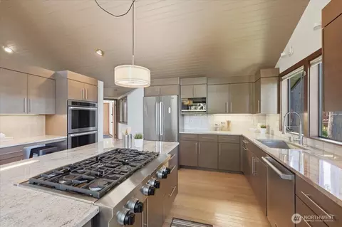 Kitchen - 9418 Odin Way, Bothell, WA 98011 photo 3 of 4