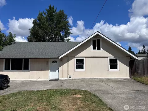 201 123rd St E, Tacoma, WA 98445