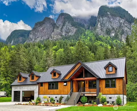 7538 Moon Valley Rd SE, North Bend, WA 98045