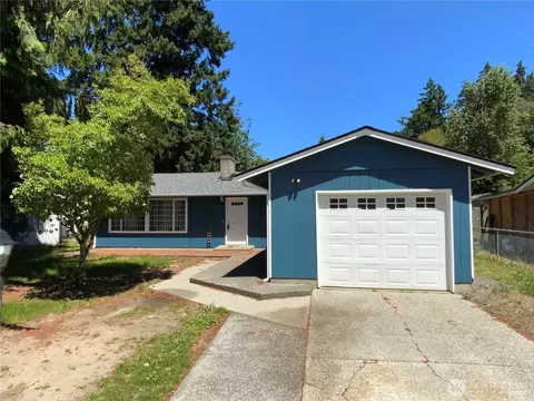 621 Brookdale Rd E, Tacoma, WA 98445