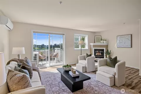 3970 129th Pl SE #A202, Bellevue, WA 98006