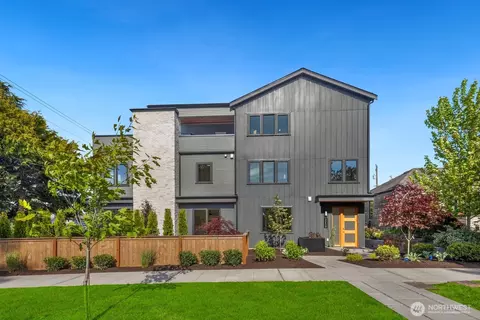 3250 29th Ave W, Seattle, WA 98199