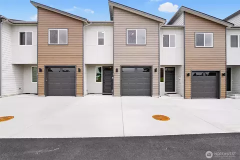 6398 NE Melby Way #3, Moses Lake, WA 98837