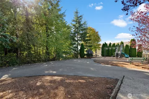 Exterior - 24007 42nd Ave SE, Bothell, WA 98021 photo 7 of 8