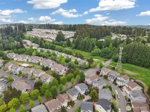 View/Area - 24007 42nd Ave SE, Bothell, WA 98021 photo 2 of 2
