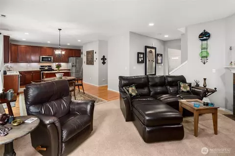 Living - 24007 42nd Ave SE, Bothell, WA 98021 photo 1 of 2