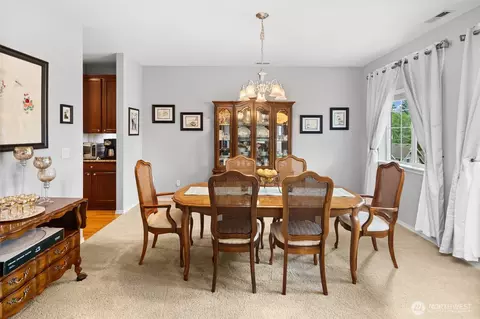 Dining - 24007 42nd Ave SE, Bothell, WA 98021 photo 2 of 3