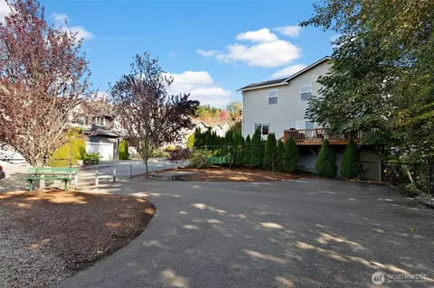 Exterior - 24007 42nd Ave SE, Bothell, WA 98021 photo 8 of 8