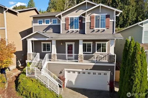 Exterior - 24007 42nd Ave SE, Bothell, WA 98021 photo 6 of 8
