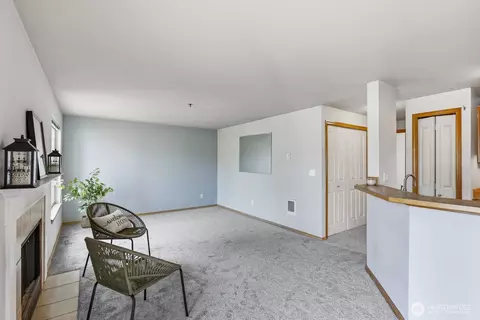 Living - 11527 Highway 99 #E-206, Everett, WA 98204 photo 1 of 2