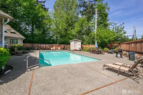 Exterior - 11527 Highway 99 #E-206, Everett, WA 98204 photo 1 of 5