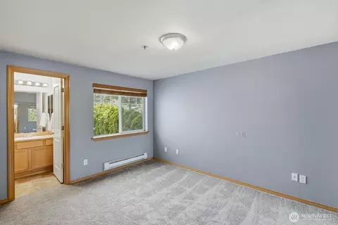 Bedroom - 11527 Highway 99 #E-206, Everett, WA 98204 photo 5 of 6