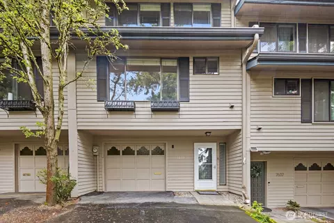 7639 SE 29th St, Mercer Island, WA 98040